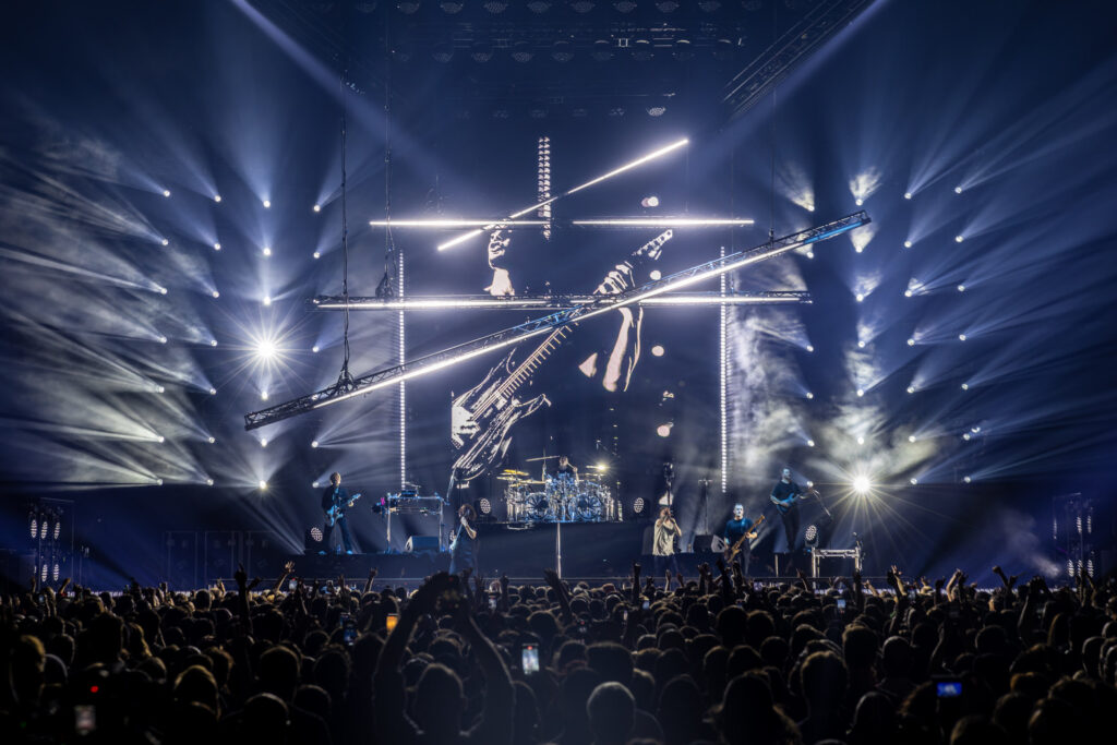 Follow Me Architects
